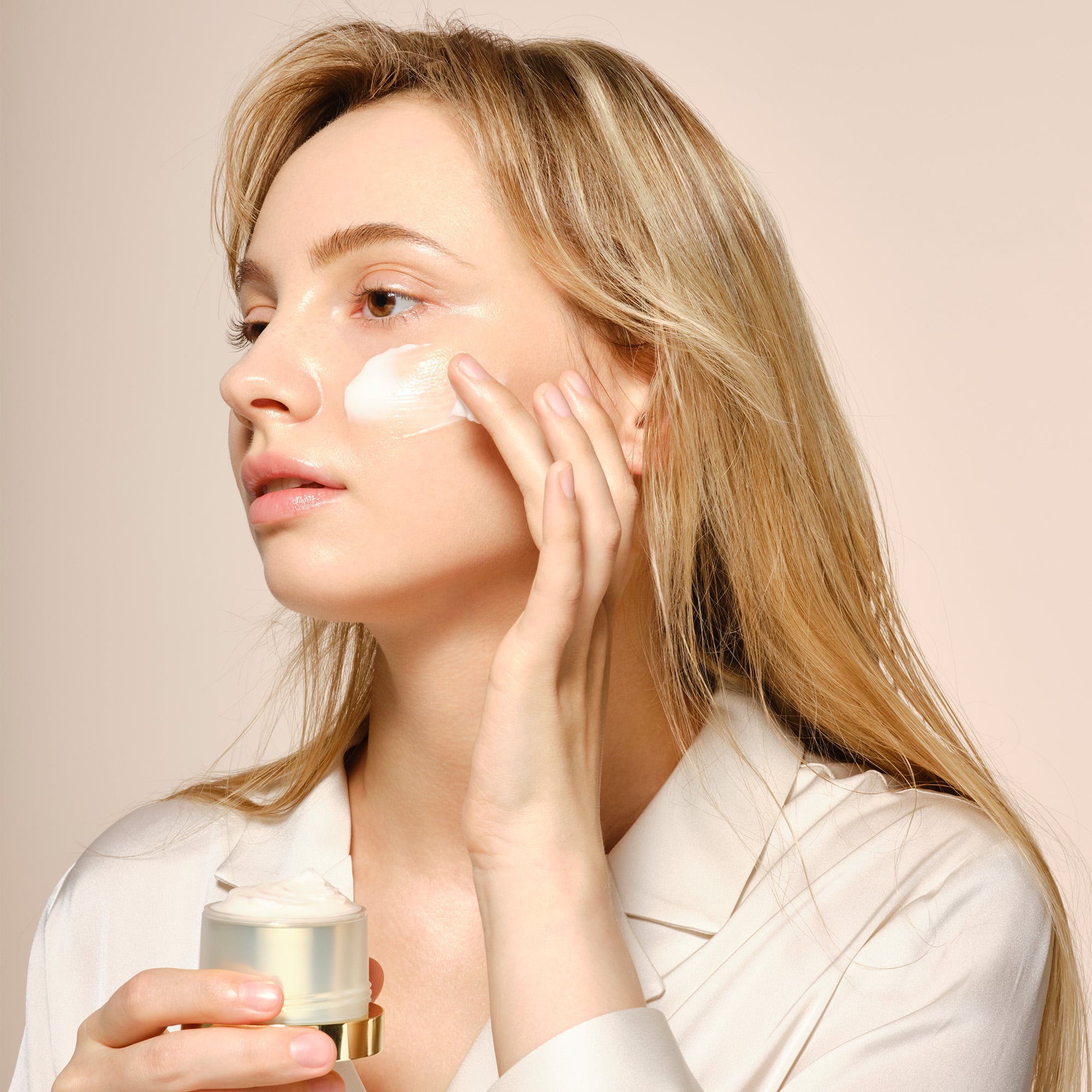 TIME RESPONSE Reserve Skin Cream | Anti-Aging Power | AMORE